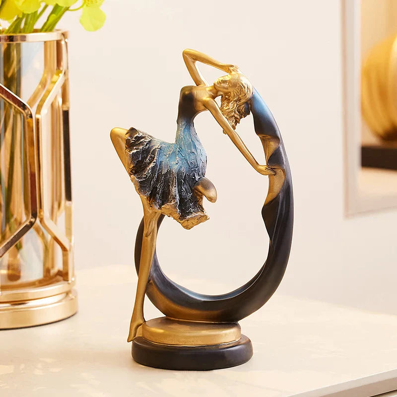 Escultura Elegância em Movimento: A Graça da Bailarina
