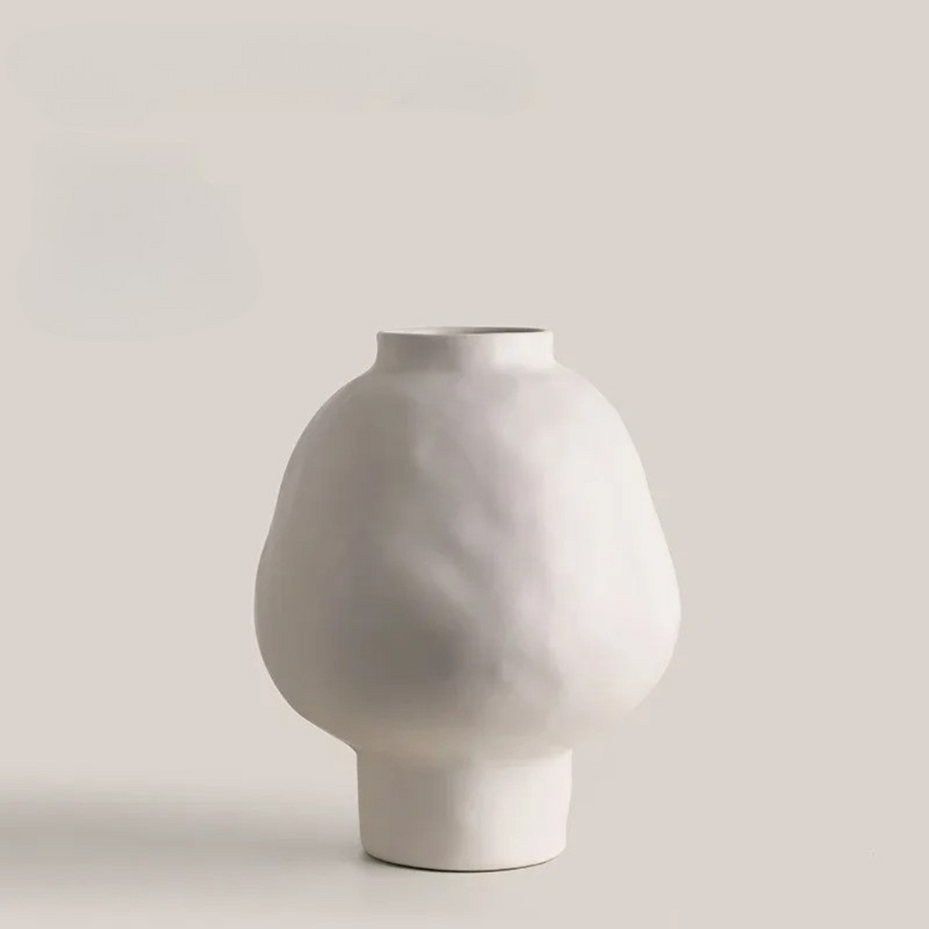 Vaso de Cerâmica com Padrão de Martelo